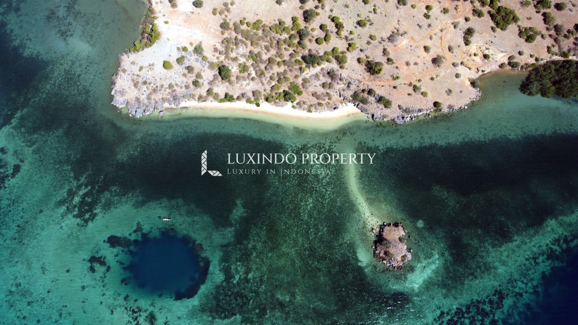 BIMA - RARE BEACHFRONT FREEHOLD LAND NEAR SAPE, EAST SUMBAWA (FHL578)